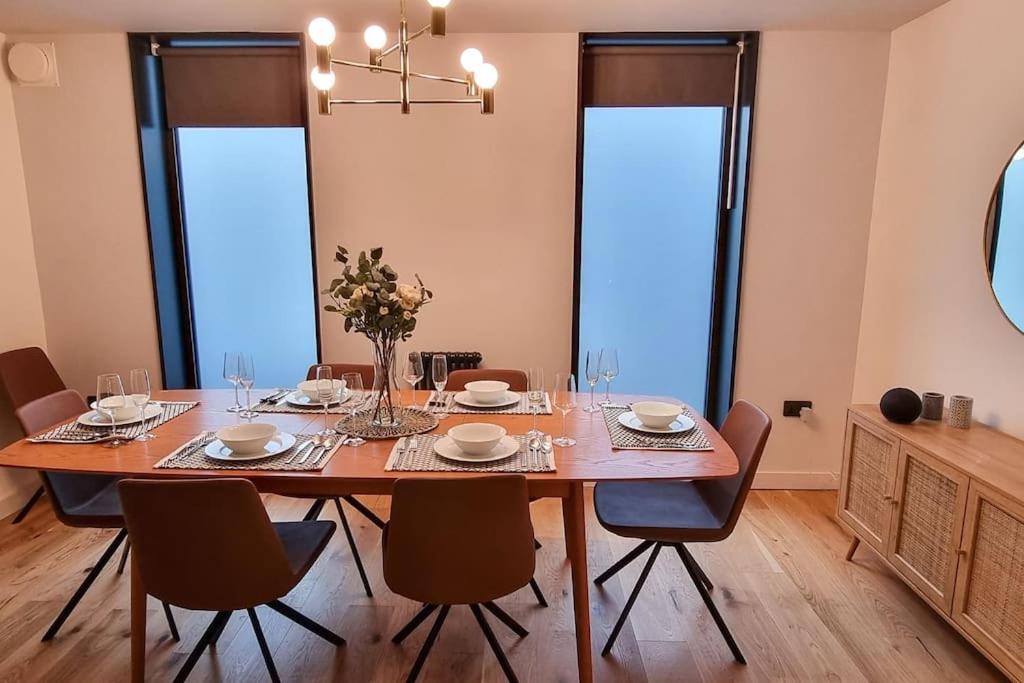 Stunning Luxury Townhouse In Centre Of Манчестер Екстер'єр фото