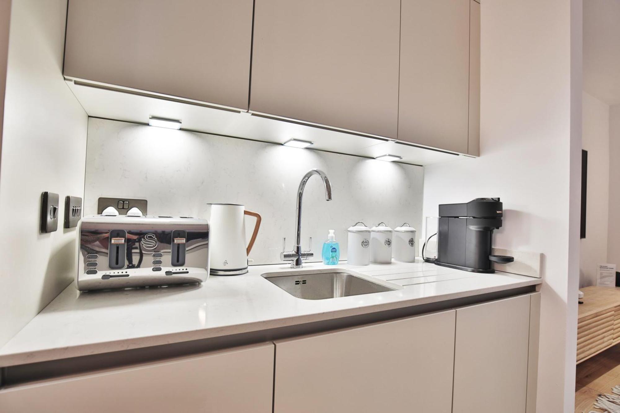 Stunning Luxury Townhouse In Centre Of Манчестер Екстер'єр фото